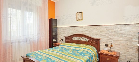 2-salle Appartement à Cinisello Balsamo, Italy No. 69255 14