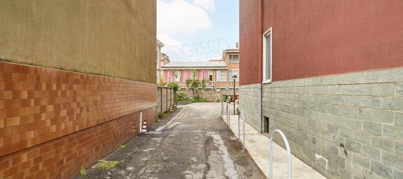 2-salle Appartement à Cinisello Balsamo, Italy No. 69255 22