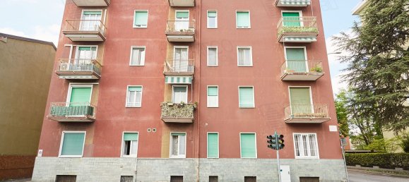 2-salle Appartement à Cinisello Balsamo, Italy No. 69255 5