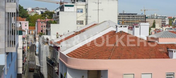 2 bedrooms Apartment in Lisbon, Portugal No. 12882 12