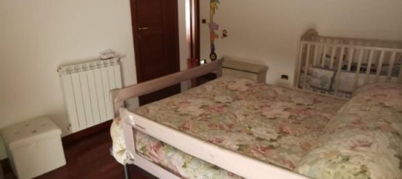 4 rooms Apartment in Catanzaro, Italy No. 136584 9