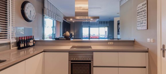 3 bedrooms Penthouse in Estepona, Spain No. 133480 21