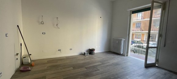 3 rooms Apartment in Scandicci, Italy No. 37182 6