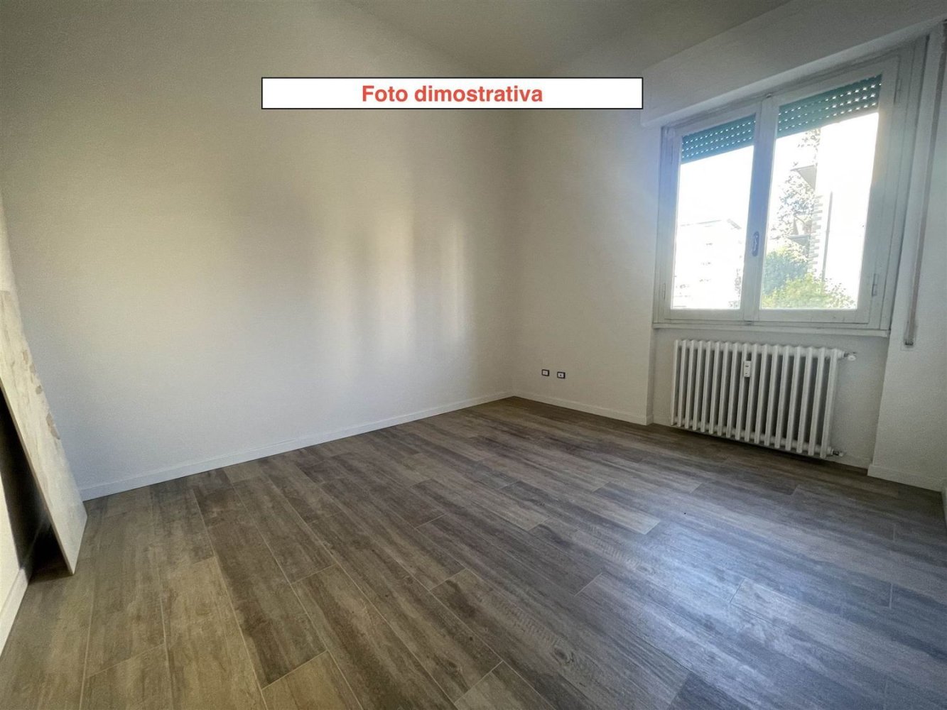 3 rooms Apartment in Scandicci, Italy No. 37182