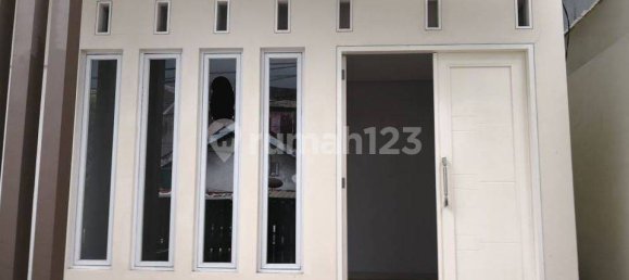 3 bedrooms House in Tanah Abang, Indonesia No. 1438 43