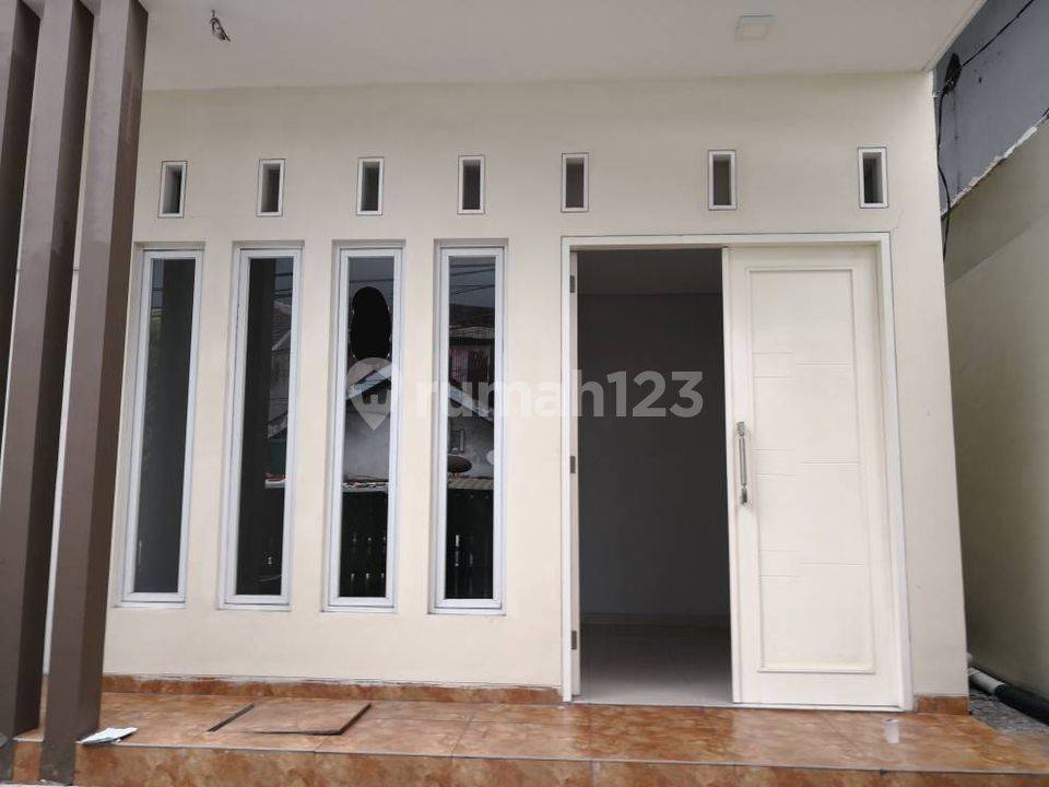 3 bedrooms House in Tanah Abang, Indonesia No. 1438