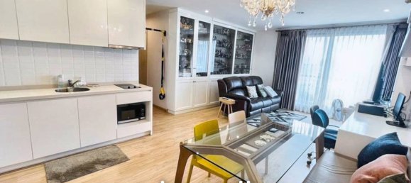 Condominio de 2 dormitorios en Phra Khanong, Thailand No. 24515 3