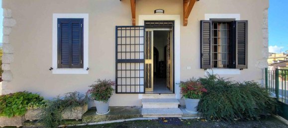 Villa de 16 habitaciónes en Atina, Italy No. 160889 19