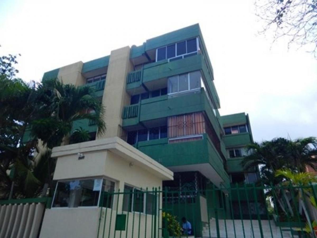 Casa de 3 dormitorios en Atlántico, Colombia No. 2130