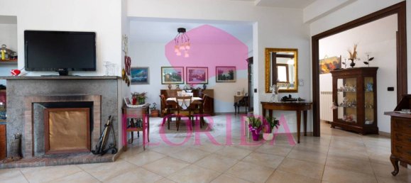 4 bedrooms Villa in Ardea, Italy No. 332881 13