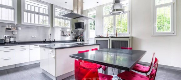 5 غرف نوم فيلا في Suresnes, France رقم 176699 7