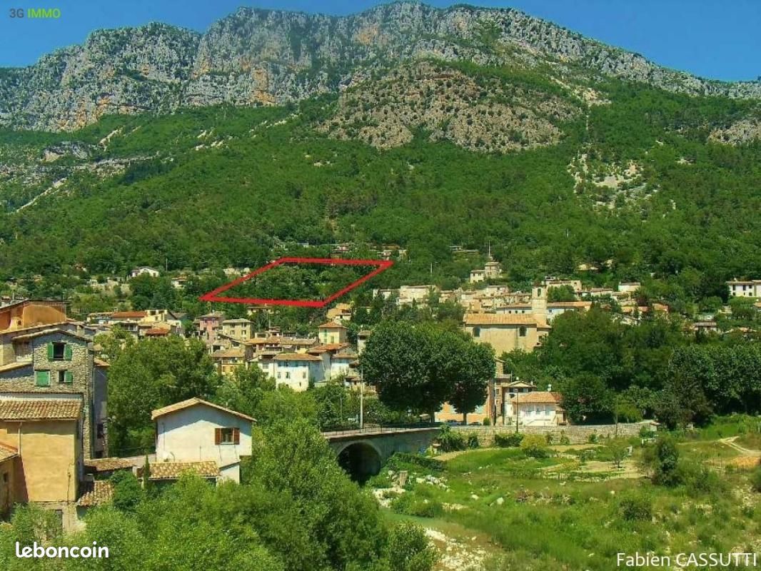 Grundstück in Roquesteron, France 1510m², Nr. 102143