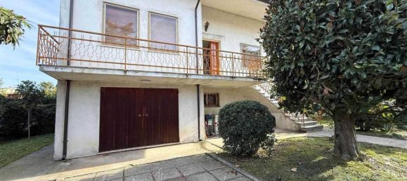 Casa de 8 divisões em Portogruaro, Italy N.º 112801 2