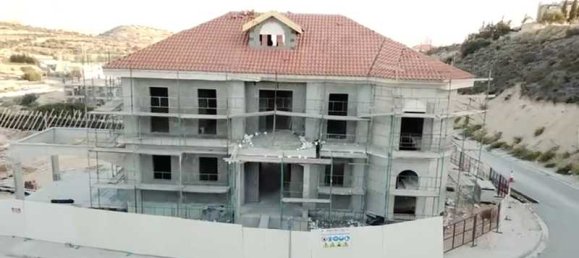 4 bedrooms Commercial property in Agios Athanasios, Cyprus No. 19656 10