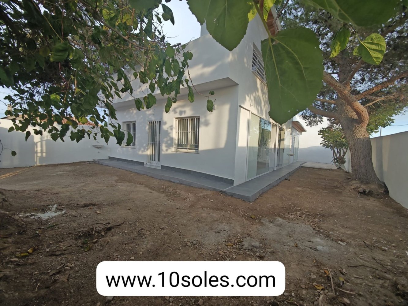 Дом с 3 спальнями в Аликанте, Испания № 188125