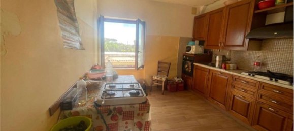 4غرفة شقة في Cisterna di Latina, Italy رقم 28914 4