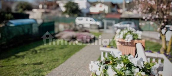 2 bedrooms Apartment in Fino Mornasco, Italy No. 209993 18