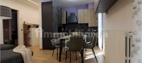 2 bedrooms Apartment in Fino Mornasco, Italy No. 209993 2