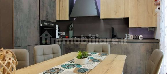 2 bedrooms Apartment in Fino Mornasco, Italy No. 209993 7