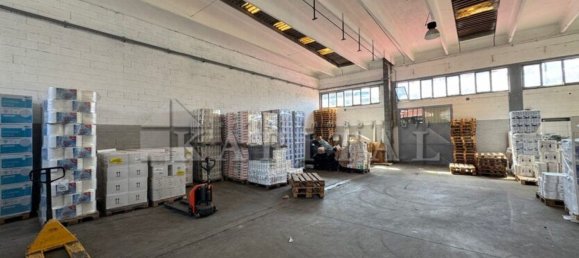 Lagerhaus in Sesto San Giovanni, Italy 332m², Nr. 361048 6