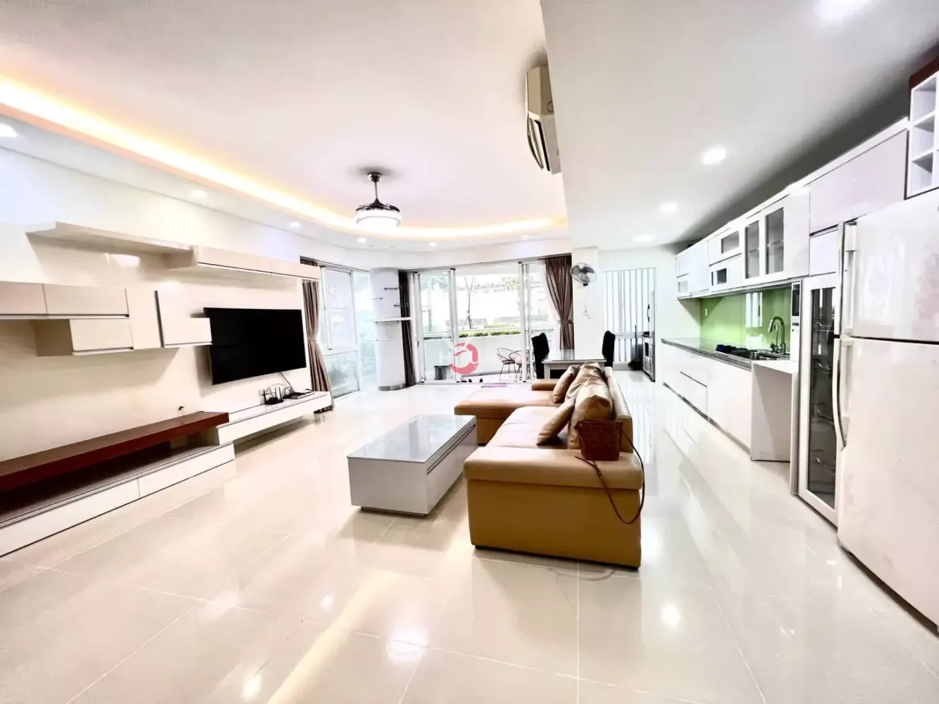 Квартира с 3 спальнями в Район 7, Вьетнам № 9968