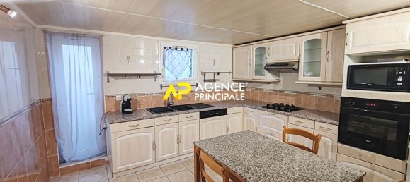 4 bedrooms House in Argenteuil, France No. 162182 3