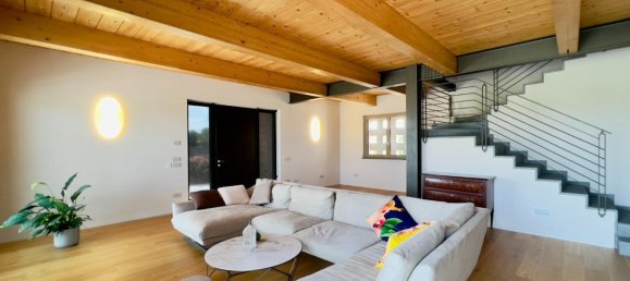 3 bedrooms Villa in Santa Croce sull'Arno, Italy No. 323244 7