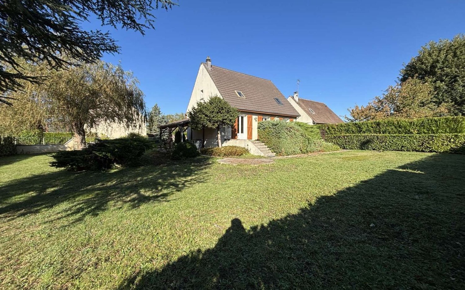 3 bedrooms House in Boissise-le-Roi, France No. 182078