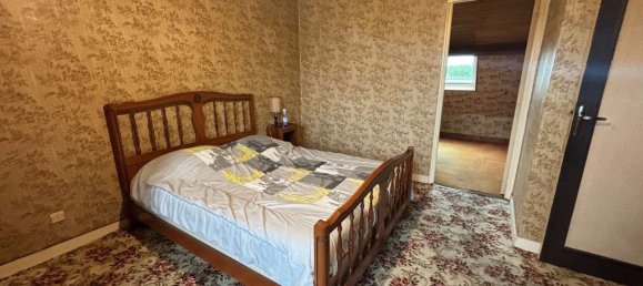 3 bedrooms House in Boissise-le-Roi, France No. 182078 8