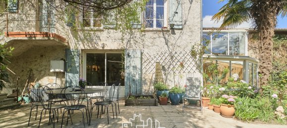 5 bedrooms House in Sablons, France No. 191982 2