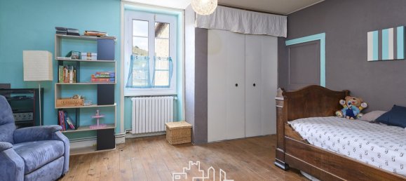 5 bedrooms House in Sablons, France No. 191982 10