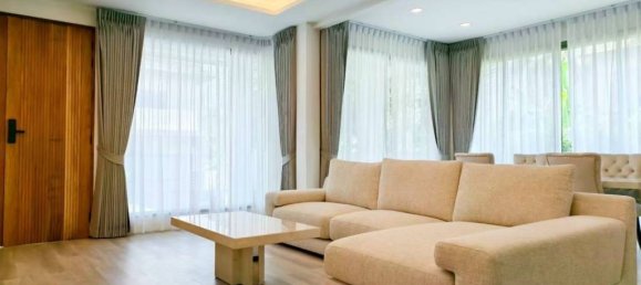 Villa de 3 dormitorios en Chalong, Thailand No. 63027 4