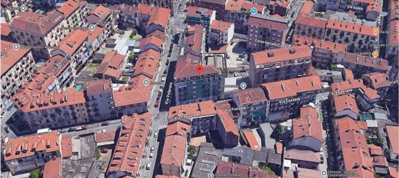 3 rooms Apartment in Turin, Italy No. 12209 10