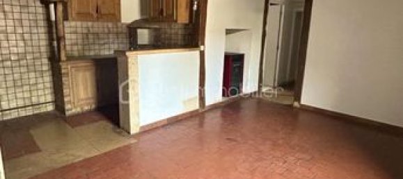 2 bedrooms Townhouse in Yonne, France No. 359743 4