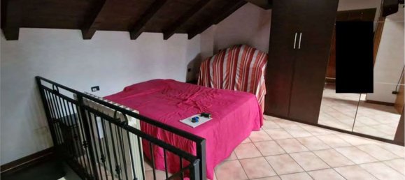 Casa de 6 divisões em Caorso, Italy N.º 60993 12