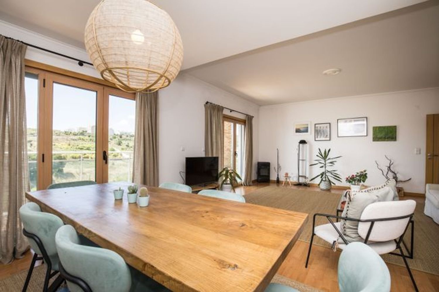 2 غرف نوم شقة في Amadora, Portugal رقم 234215