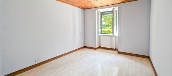 Casa T5 em Saint-Erblon, France N.º 286174 3