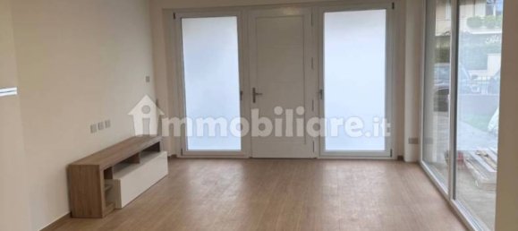 Квартира с 2 спальнями в Эмполи, Италия № 361844 4