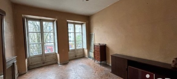 1 bedroom Apartment in Nantes, France No. 111392 2