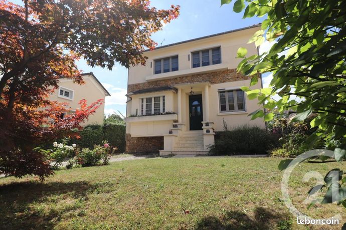 Casa T4 em Le Plessis-Bouchard, France N.º 360365