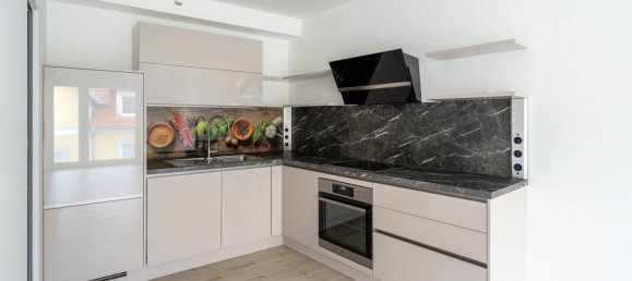 2-salle Appartement à Leobersdorf, Austria No. 233981 2