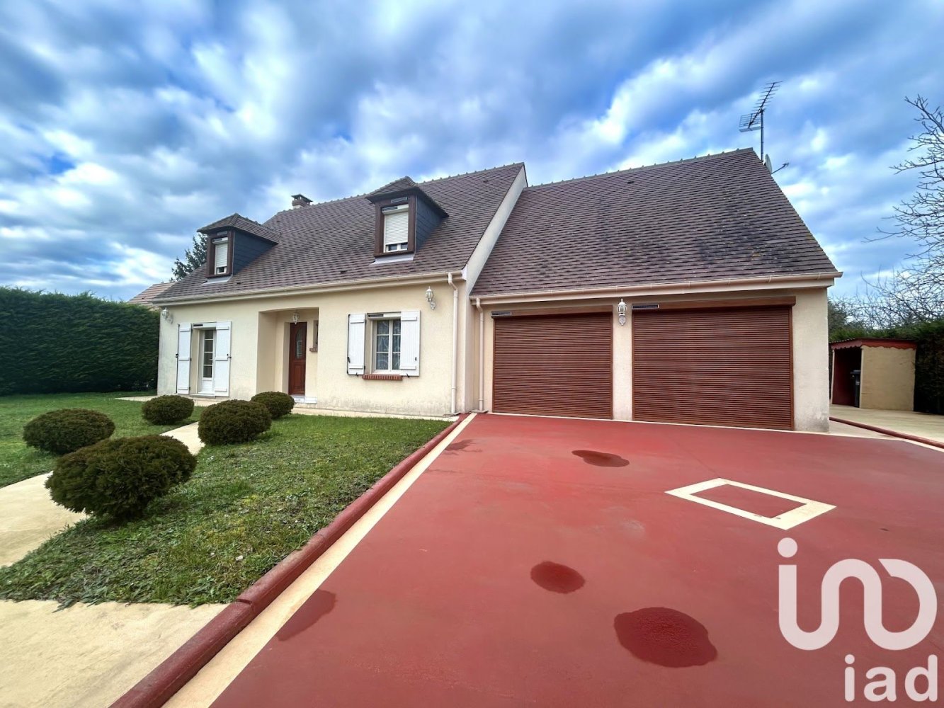 5 chambres Maison à Boynes, France No. 85886