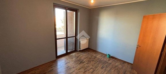 Casa T3 em Novara, Italy N.º 53252 12