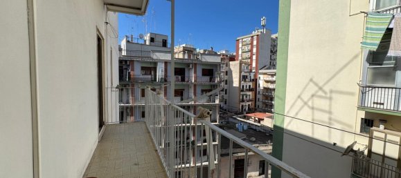 Квартира с 3 комнатами в Таранто, Италия № 283948 14