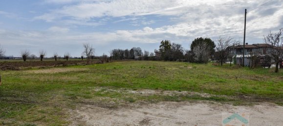 Grundstück in Udine, Italy 1566m², Nr. 24503 13