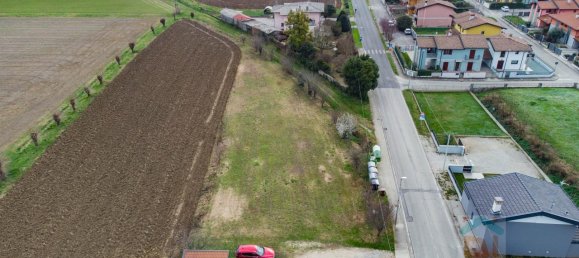 Grundstück in Udine, Italy 1566m², Nr. 24503 4