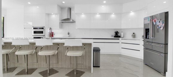 5 dormitorios villa en venta en Miami, Miami-Dade, Florida, USA № 615941 25