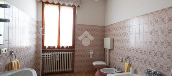 3 bedrooms Villa in Carpi, Italy No. 359920 11