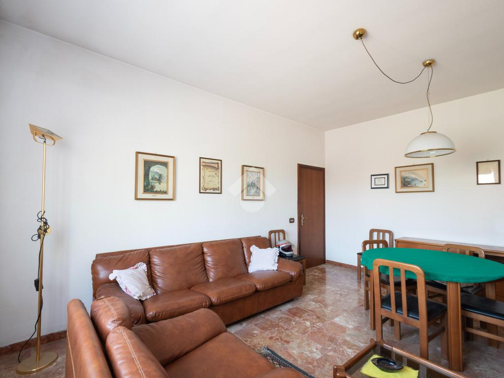 3 bedrooms Villa in Carpi, Italy No. 359920