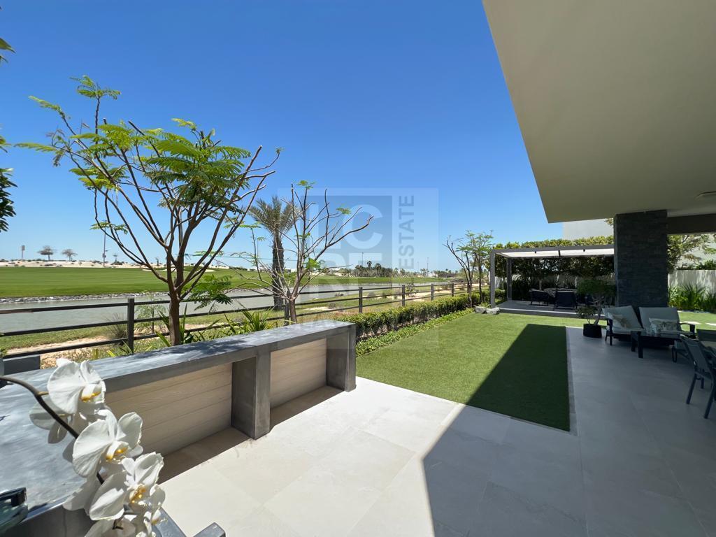 4 bedrooms Villa in Yas Island, UAE No. 15180